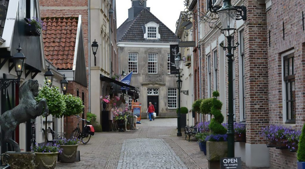 Ootmarsum | Atelier Galerie Annemiek Punt in Ootmarsum, Glaskunst en Schilderkunst
