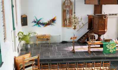 Grote- of Johanneskerk in Lekkerkerk | Atelier Galerie Annemiek Punt Ootmarsum, Glaskunst en Schilderkunst