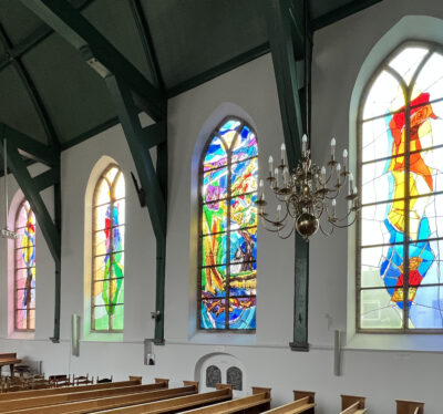 Grote- of Johanneskerk in Lekkerkerk | Atelier Galerie Annemiek Punt Ootmarsum, Glaskunst en Schilderkunst